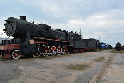 ТЭ-2505 тендер ТЭ-5694 Шушары.jpg