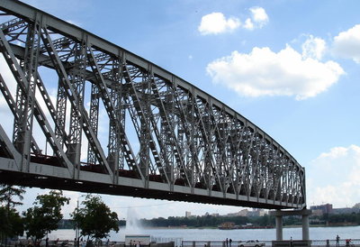 Секция 40 с моста в Новосибирске, 10.jpg