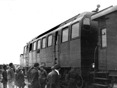 Emkh-3_1928_VelikieLuki_001a.jpg