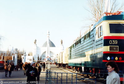 ВЛ85-039 ВДНХ 1987.jpg