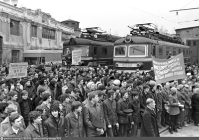 ЧС2т-307 Москва-Сорт. 04.1975.jpg