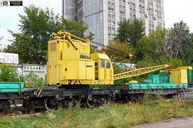 Железнодорожный кран КЖС16-42, ст. Кунцево-I, Москва.jpg