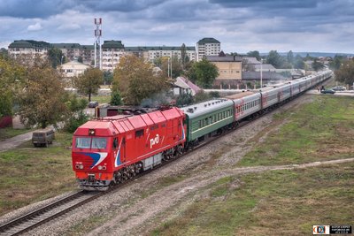 Тепловоз ТЭП70БС-137 с поездом №382 Грозный - Москва на перегоне Грозный - Ханкала, Чечня<br />Автор: Lamanho | Фото сделано 5.X.2013