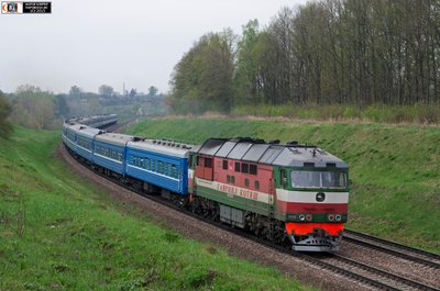 Тепловоз ТЭП70-0428 с пассажирским поездом №658 Брест - Витебск, перегон Орша-Восточная - Можеевка, Витебская обл.<br />Автор: Роман Черинов | Фото сделано 2.V.2015