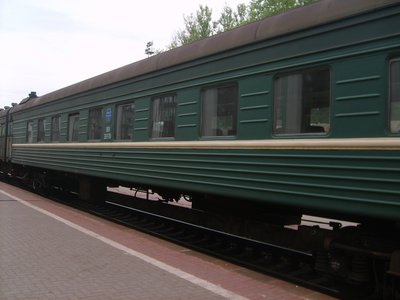 Вагон 001 35970. Один из вагонов поезда Псков — Печоры. Псков, 24.VI.2007.