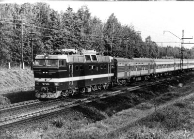 ChS2t-875_Estonia_Tallin-MSK_piBerezki_1974.jpg