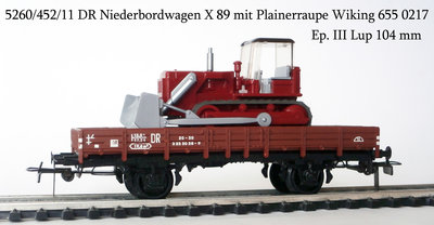 5260-452-11 DR Niederbordwagen X 89 mit Plainerraupe.jpg