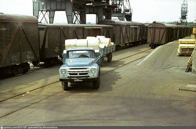 50 т крытые вагоны 11-066 ЗиЛ 1964-67гг.jpg