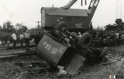 Последствия крушения грузового поезда на переезде, ЮУЖД.jpg