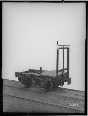 fotografie-vierachsiger-feldbahnwagen-neuer-bauart-drehgestell-1918-13705.jpg