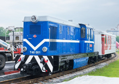 Тепловоз T48-001 (L45H-24070), Свердловская ДЖД