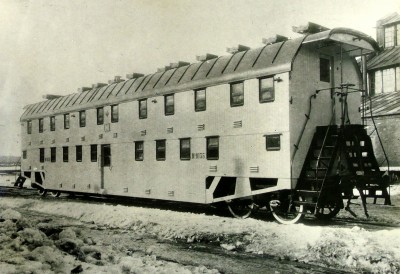 Bilevel_rail_car_russian_1905.jpg