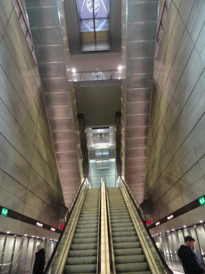 Эскалатор на станцию