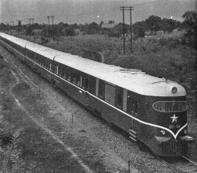 ДП-04 Испытательный пробег по маршруту Будапешт - Дьёр. 1951 © Фото Ganz. Предоставлено Istvan Szecsey.jpg