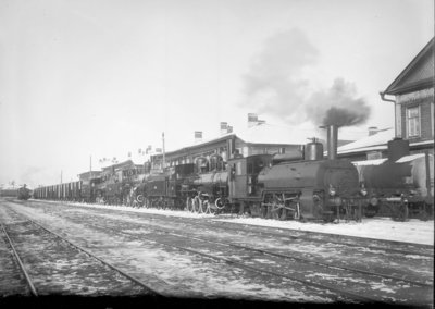 Сормово завод №112.Общий вид состава. Дата: 1907 г.Место съемки: г. Н.Новгород Автор: М.П. Дмитриев