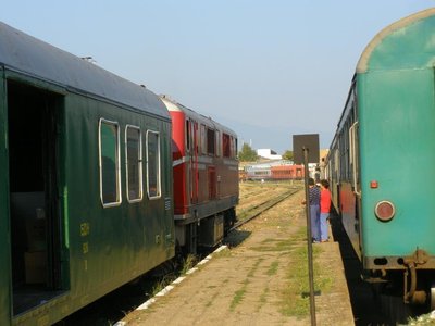 A_mail_car_from_composition_of_the_local_train_23_08_2009.jpg