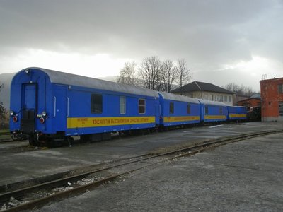 A_restoration_train_in_front_of_depot_Septemvri_20_02_2010__1_.jpg