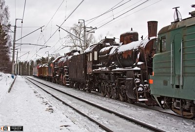 тендеры паровозов ИС20-170 и ИС20-471, паровозы ЛВ-0041 и Эр764-52