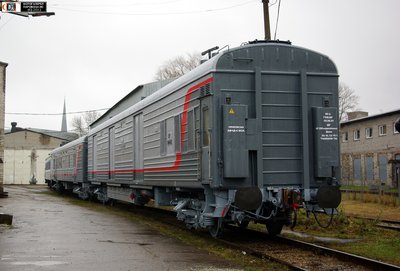 Почтовые вагоны в вагонном депо Ühinenud depood AS (А.О. Юхиненуд Депоод) на ул. Теллискиви, Эстония<br /> Автор: tallart | Фото сделано 4.XI.2012