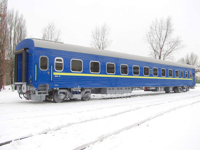 Общий вид вагона серии 61-799 (купейный, СВ), тележки - собственная разработка КВСЗ<br />http://www.kvsz.com