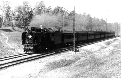 Sum_CommuterTrain_Povarovka-Alabushevo_1953.jpg