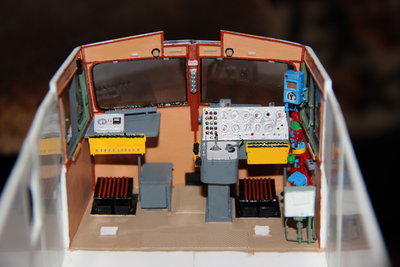 общий вид кабины №2(автомат АК11б,стеклоочистители и козырьки ещё не установлены)