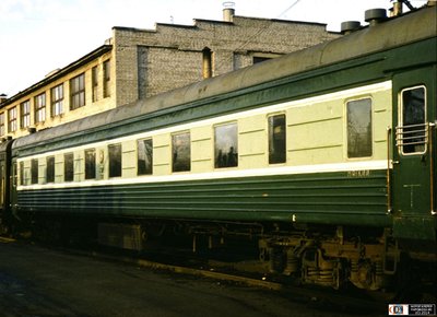 Мягкий вагон фирменного поезда № 37-38 «Нижегородец» в депо Горький-Московский, Нижегородская область (29.IX.1984).jpg