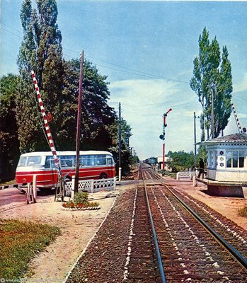 переезд Новгород Волынский Житомирская обл.1974.jpg