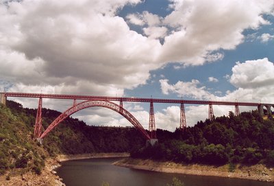 France_Cantal_Viaduc_de_Garabit_03.jpg