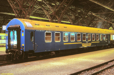 PKP WL AB30 70-80 254 in Leipzig Hbf.jpg