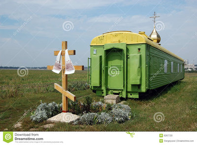russian-orthodox-church-railway-wagon-6267720.jpg