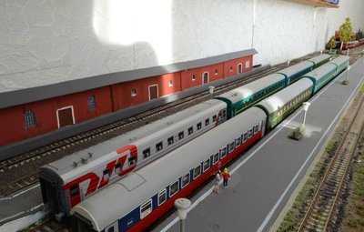 Пассажирские поезда