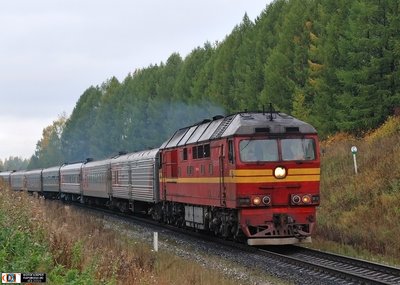 Тепловоз ТЭП70-0397 с поездом №210 Москва - Лабытнанги, перегон Вельск - Вага, линия Коноша - Воркута, Архангельская обл.<br />Автор: Баландин Д. | Фото сделано 19.IX.2010