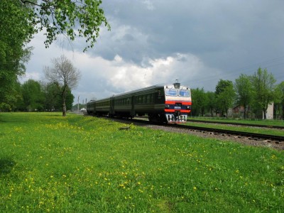 Поезд идёт в сторону Риги.