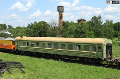 Пассажирский вагон на территории ПЧ, ст. Манихино-I, Московская обл.<br />Автор: Дмитрий Зю. | Фото сделано 1.VII.2016.