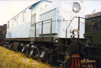 TE5-20-032_MZT-Shusary_19961012_Akimov-02.jpg