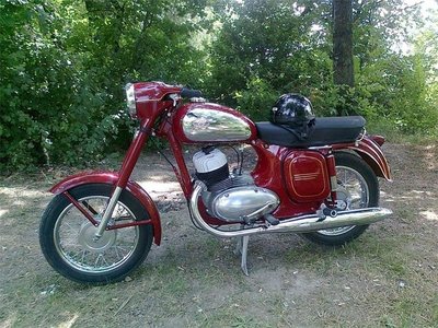 1342cb54886013e04432e313e75b2c74--php-moped.jpg