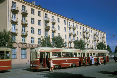 Irkutsk, streetcar in front of apartment building.