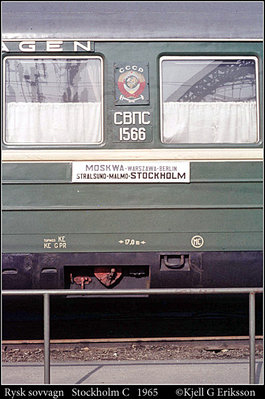 Stockholm Centralen, 1965. Photo Kjell G Eriksson. СВПС 1566 voiture-lits WLA , Görlitz 1960 (série СВПС 1560 à 1599)