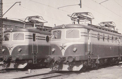 ЧС1-001 ЧС1-002 депо Перерва 1957.jpg