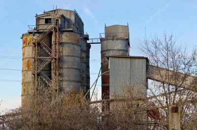 depositphotos_8042959-stock-photo-old-cement-works.jpg