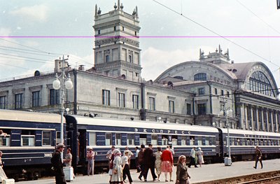 1108229 Железнодорожный вокзал Харьков-Пассажирский.jpg