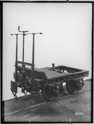fotografie-vierachsiger-feldbahn-personenwagen-drehgestell-1918-13672.jpg