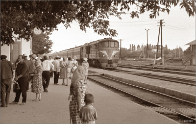 1967. Деражня. Прибытие пассажирского поезда.jpg