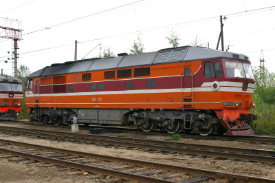 ТЭП70-0275 ст. Савёлово 26.08.2007.jpg