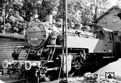 86 586 серый - С 05.07.1942 г. на жд путях LAG  эксплуатировались серые локомотивы Вермахта..jpg
