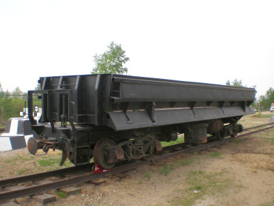 Думпкар 2ВС-20 (УВС-20) с тормозной площадкой, Малая Забайкальская ж.д., Чита, 2008