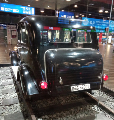 Tatra_DM6_Railcar 1936-1952 1037.jpg