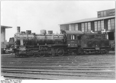 Bundesarchiv_Bild_183-15765-0013,_Dampflok_55_4315_(BR_55).jpg