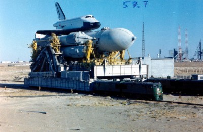 M.Buran muvement to launch pad...jpg